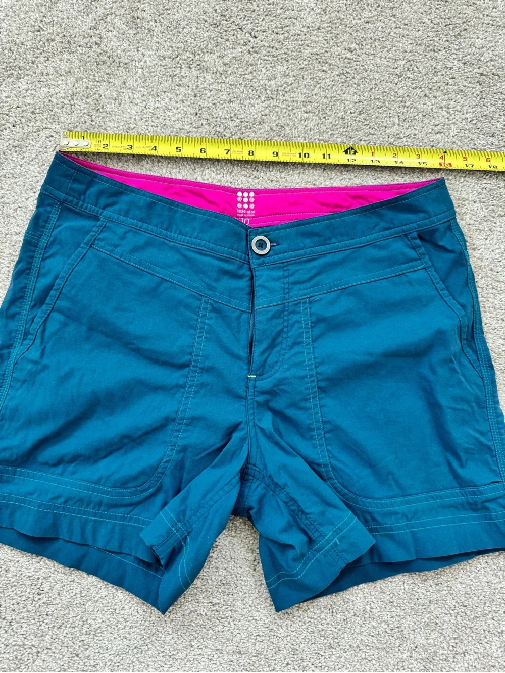 Women’s Title Nine Teal Outdoor Shorts with Pockets Size 10 Hiking Gardening